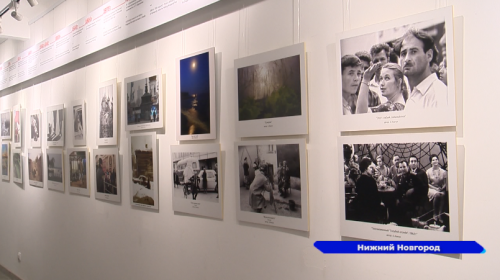 Выставка Анатолия Ковтуна «Я жизнь пишу через линзу» открылась в Русском музее фотографии