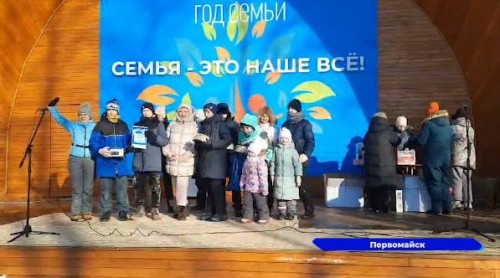 В Первомайском округе прошел традиционный фестиваль «Снежная фантазия»