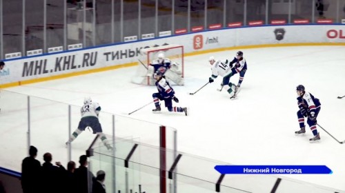 Нижегородская «Чайка», трижды обыграв «Мамонтов Югры», вышла в полуфинал кубка Харламова