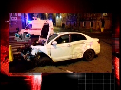 4 человека пострадали в аварии на улице Совнаркомовской