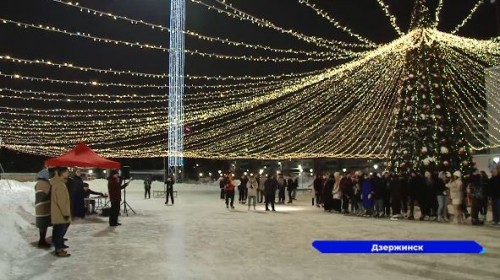 День Студента отметили в Дзержинске на ледовых катках стадиона «Капролактамовец» и ФОКа «Ока»