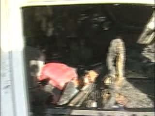 Автомобиль загорелся во время проведения ремонтных работ