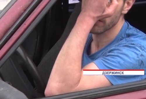 Водителя в неадекватном состоянии задержали полицейские в Дзержинске