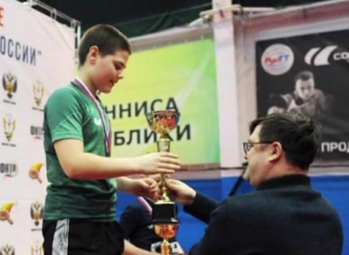 С соревнования среди сильнейших спортсменов России нижегородские теннисисты вернулись с победами