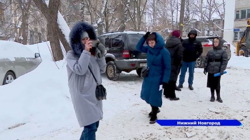 Рейды по выявлению автомобилей, мешающих уборке снега, проводят в Нижнем Новгороде специалисты АТИ