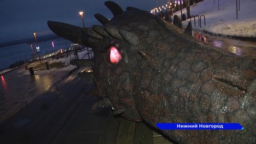 На набережной Федоровского появилась скульптура дракона 