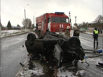 2 машины и рейсовый автобус столкнулись в Богородском районе, 3 человека погибли