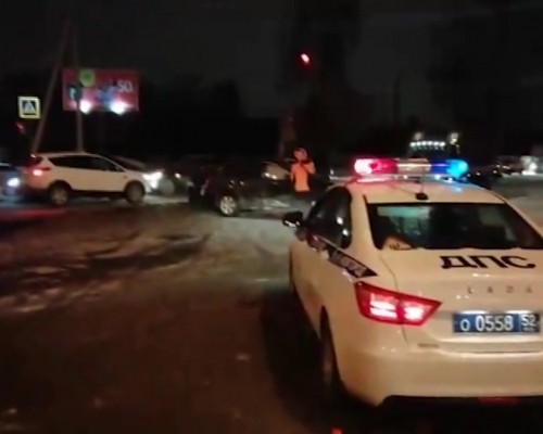 Четыре машины столкнулись около Мызинского моста