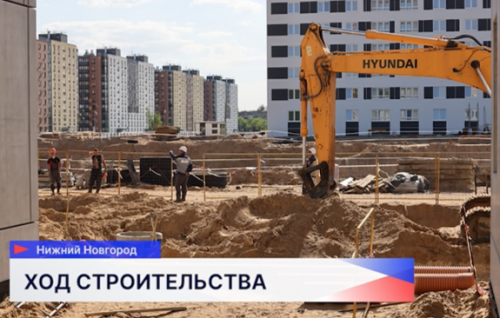 Выездное заседание комитета по градостроительному развитию провели на двух ключевых стройплощадках Автозаводского района