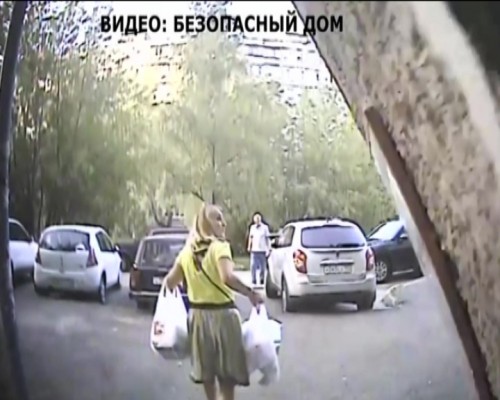 Появилось видео обрушения бетонной плиты около жилого дома на улице Ковалихинской