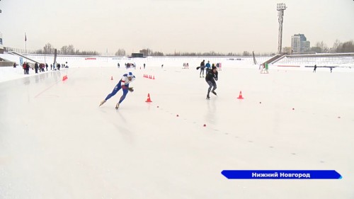 В Нижнем Новгороде проходит турнир по конькобежному спорту среди ветеранов