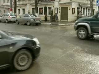 Пешеходов в скором времени могут обязать надевать в тёмное время суток светоотражающие аксессуары