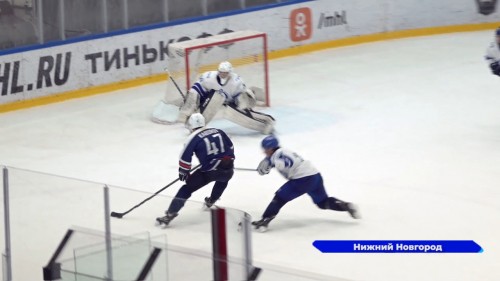Нижегородский хоккейный клуб «Чайка» победил в матче московское «Динамо»