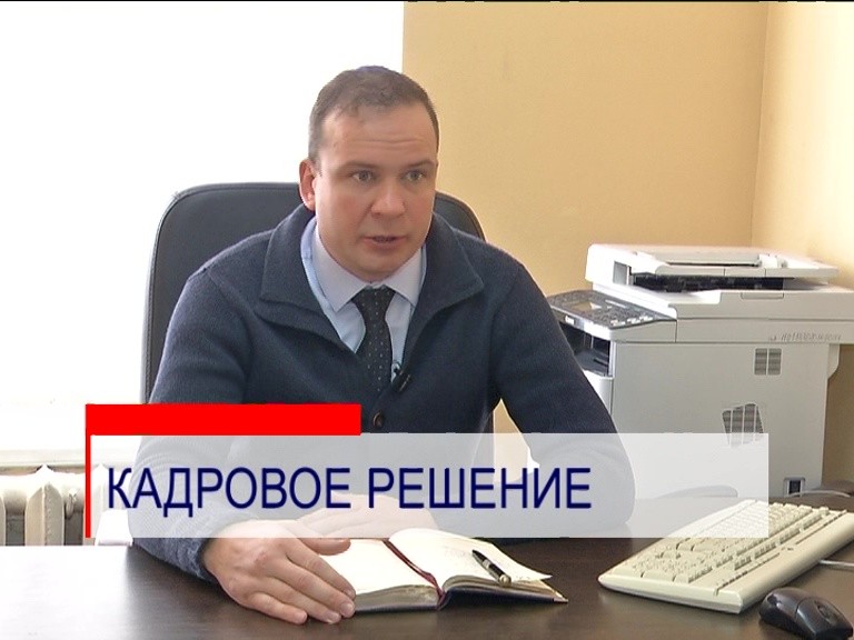Владимир Панов подписал постановление об увольнении директора ЕЦМЗ Владимира Жмакина Владимир Панов подписал постановление об увольнении директора ЕЦМЗ Владимира Жмакина