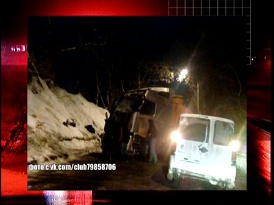 Бензовоз столкнулся с бетономешалкой на улице Лысогорская