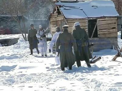 В Парке Победы прошла военно-историческая реконструкция, посвящённая 100-летию Красной Армии