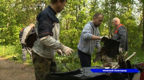 Сотрудники ПАО «Т плюс» очистили от мусора берег Волги в районе сбросного канала Сормовской ТЭЦ