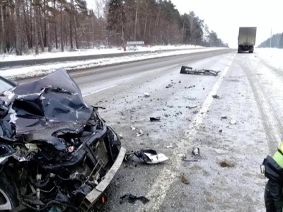 5-летний мальчик и 64-летняя женщина пострадали в аварии в Володарском районе