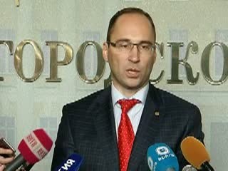 Депутаты Заксобрания нового созыва сорвали первое заседание: как это было