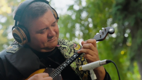 Новый видеоклип на песню «Наш сосед» вышел в рамках проекта #МУЗЫКАВМЕСТЕ