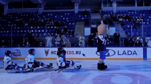 Всероссийский детский турнир по следж-хоккею проходит в КРК «Нагорный» с 1 по 3 ноября
