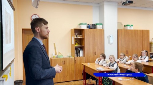 На урок в школу №1 пришел заместитель министра культуры Нижегородской области