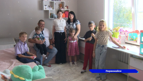 В Первомайске дом многодетной семьи восстановили после пожара 