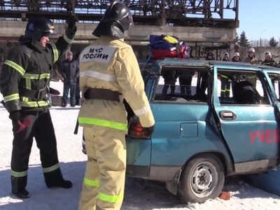 Среди спасателей Нижегородской области прошли соревнования по ликвидации последствий ДТП