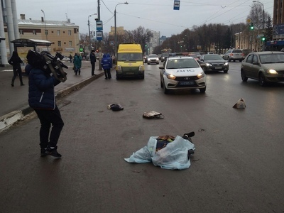 Водитель маршрутки насмерть сбил кондуктора на улице Белинского