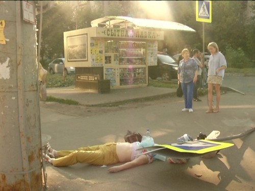 В Советском районе пешеход погиб в результате падения дорожного знака