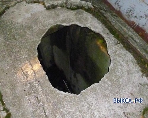 12-летний мальчик провалился сквозь крышу заброшенного дома в Выксе
