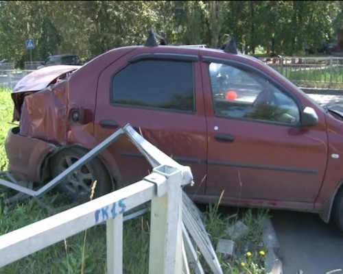 Два человека пострадали в аварии в Автозаводском районе