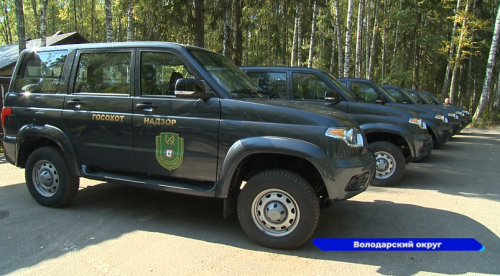 34 новых внедорожника получили лесные и охотничьи хозяйства Нижегородской области