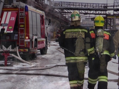 Лесохимический завод загорелся в Нижнем Новгороде