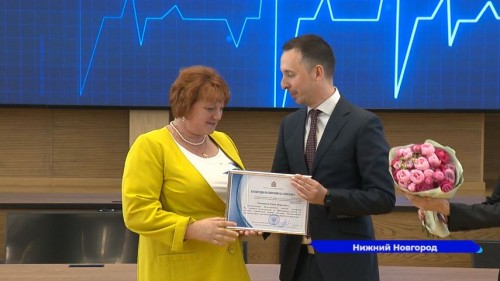 В актовом зале Кремля торжественно наградили нижегородских врачей