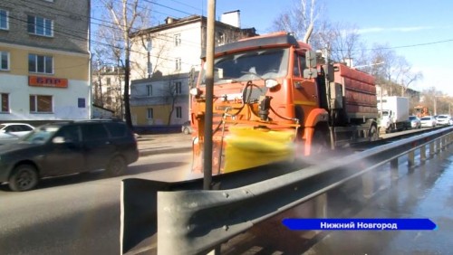 Городские службы Нижнего Новгорода начали приводить в порядок улицы после зимы