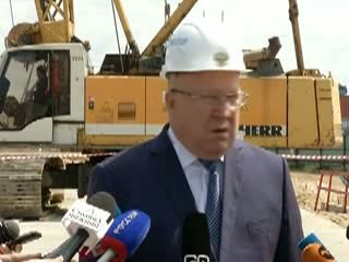 Губернатор Валерий Шанцев заложил капсулу и дал старт строительству новой станции метро «Стрелка».