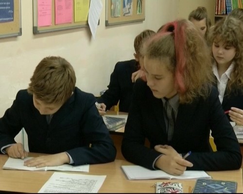 Новый законопроект о 12-летнем школьном образовании готовят в Госдуме.