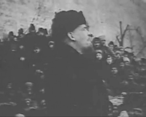 Как нижегородцы относятся к захоронению тела Владимира Ленина