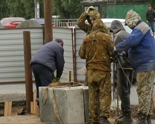 Копать-не перекопать: сроки дорожного ремонта - трещат по швам. 