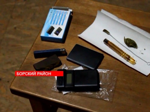 Полицейские задержали подозреваемого в незаконном обороте наркотиков в Борском районе