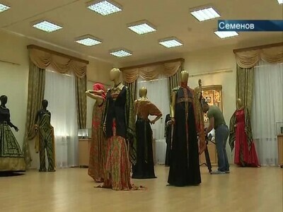 В Семенове в эти выходные состоялась выставка-ярмарка "Золотая Хохлома"