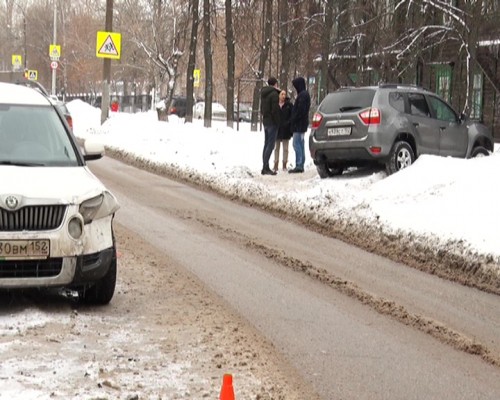 59-летний мужчина погиб в результате аварии на улице Мирошникова в Московском районе