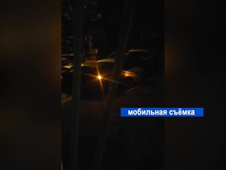 В Нижегородском районе нетрезвый водитель на чужой машине протаранил бетонное ограждение и припаркованные автомобили